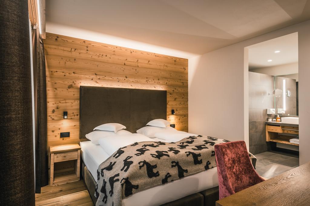 Dolasilla Mountain Panoramic Wellness Hotel La Villa (Trentino Alto Adige)