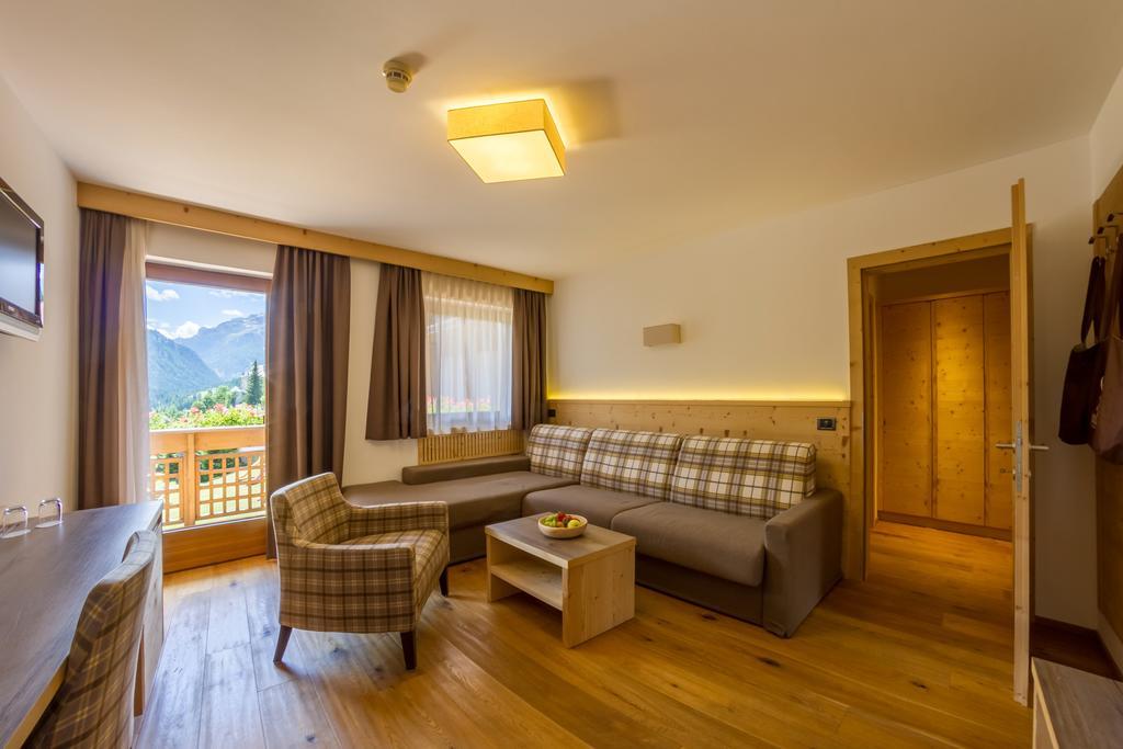 Dolasilla Mountain Panoramic Wellness Hotel 4*
